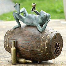 Connoisseur Frog Sculpture & Bluetooth Speaker